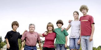 Deja de decirles “enanos” a tus hijos