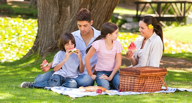 Protege a tu familia a diario en cualquier actividad que tengas en el exterior.