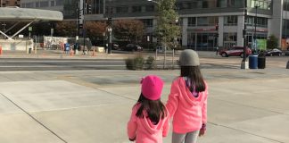 Tips para recorrer una gran ciudad caminando con niños